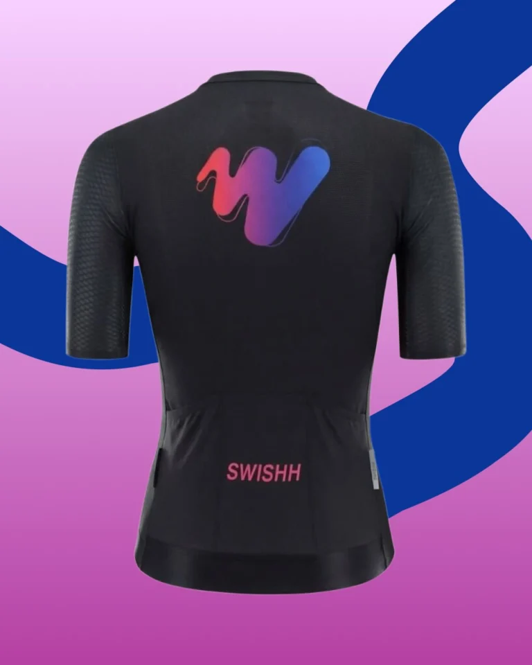 Instagram post from swishh_triathlon. This post is in position 1.